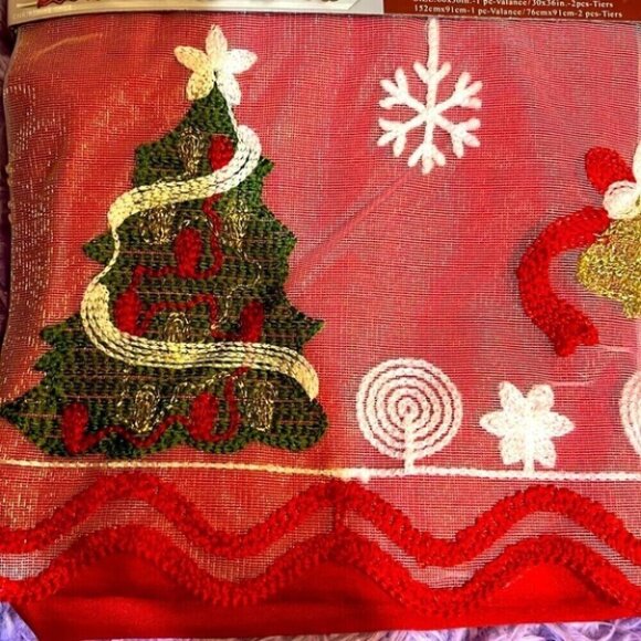 3PC Christmas Tree Kitchen Curtain Set - Picture 2 of 3